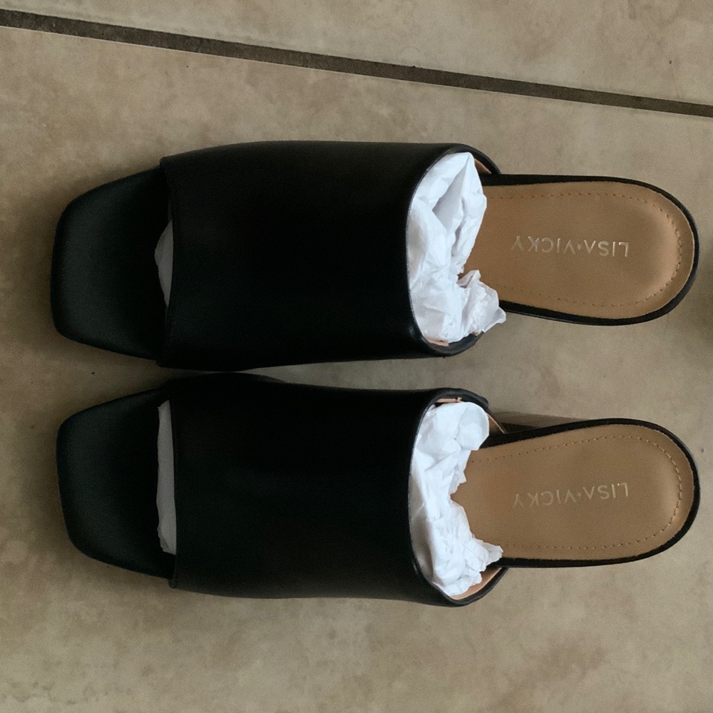 Lisa Vicky Black Women's Mules